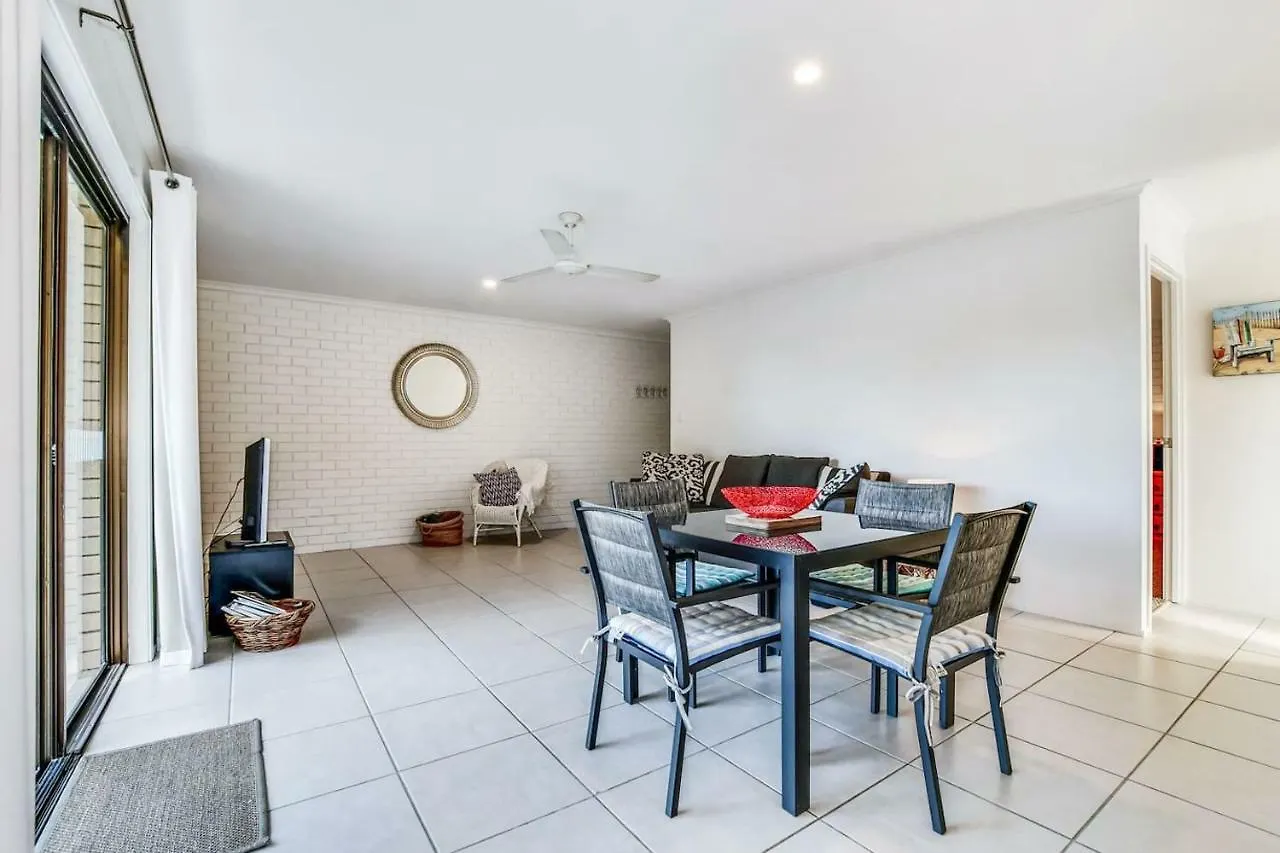Apartment 2 Bedroom Unit Mooloolaba- Walk To The Beach Australia